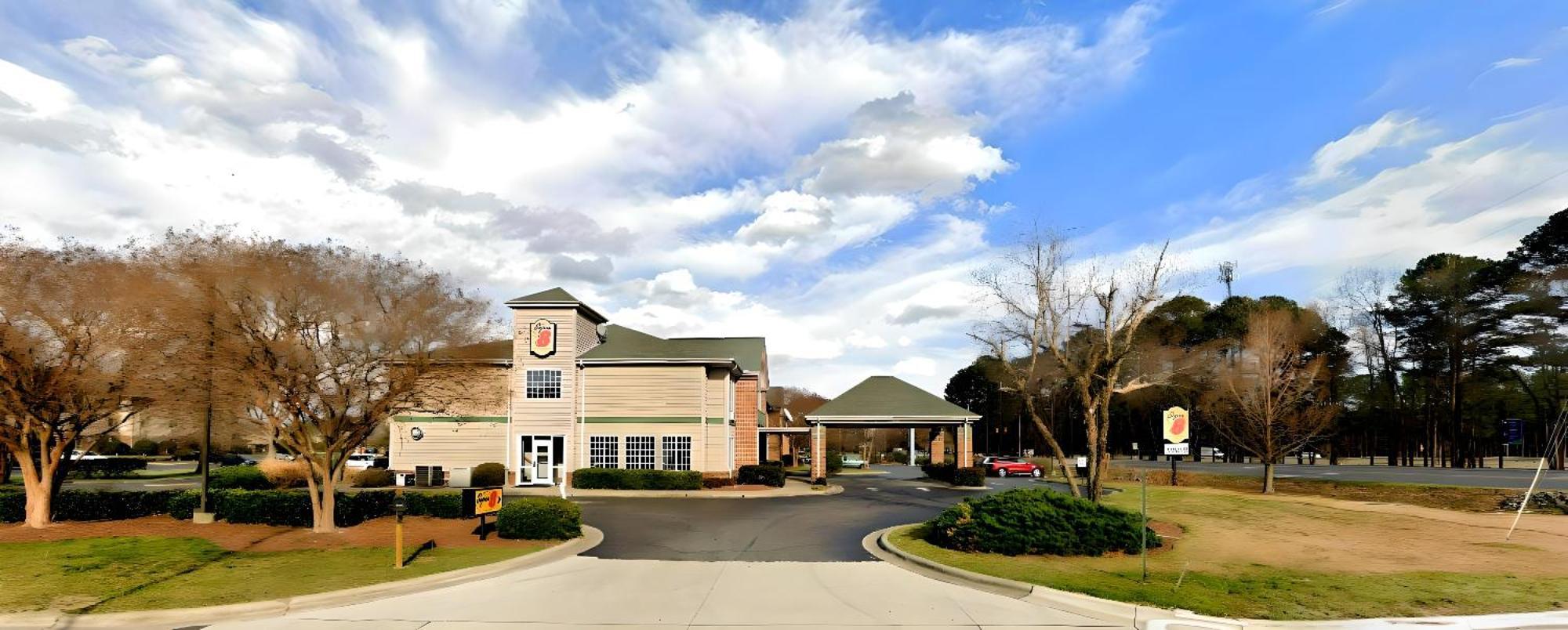 Hotel Super 8 By Wyndham Smithfield-Selma Exterior foto
