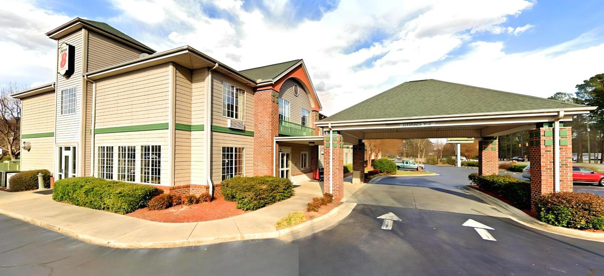 Hotel Super 8 By Wyndham Smithfield-Selma Exterior foto